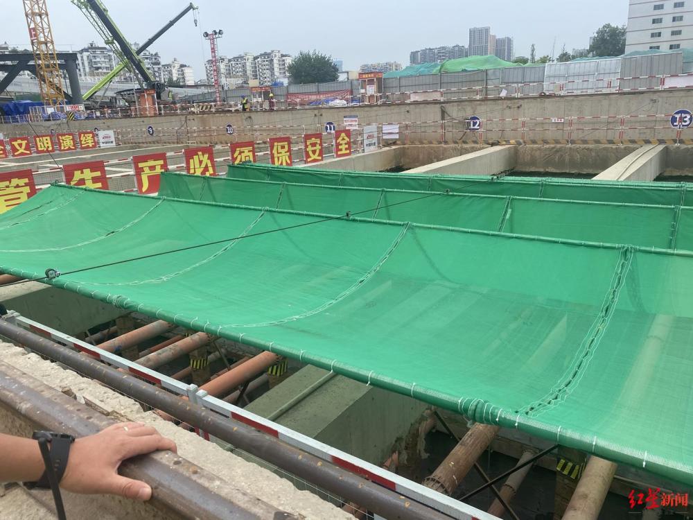 覆盖成都地铁基坑的巨幅绿幕是什么黑科技?