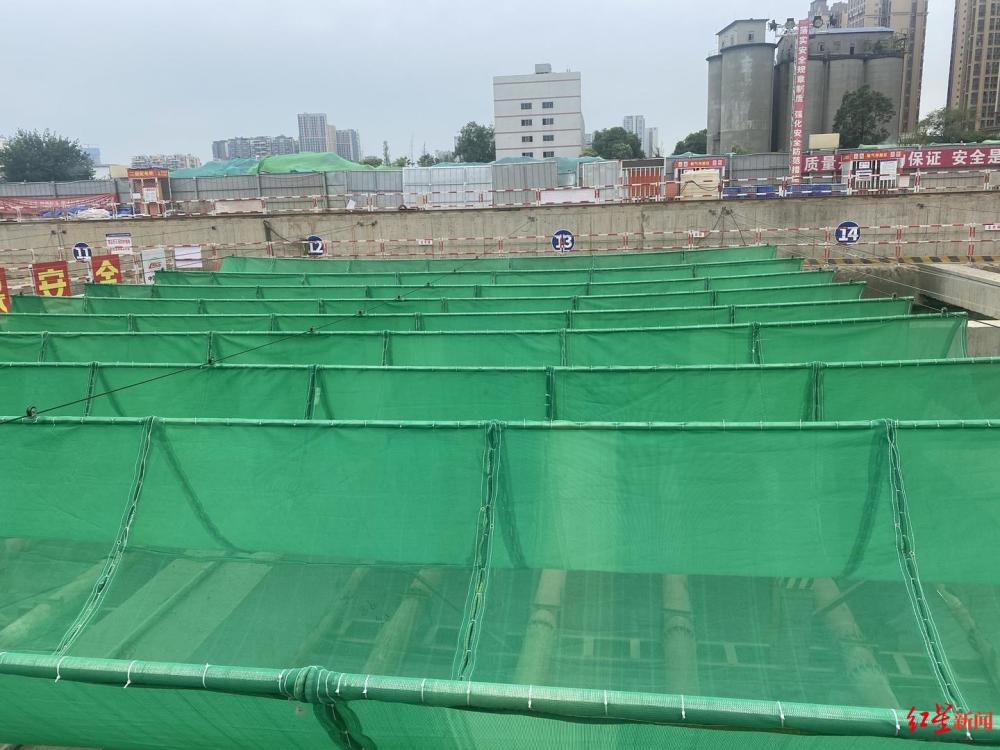 覆盖成都地铁基坑的巨幅绿幕是什么黑科技?
