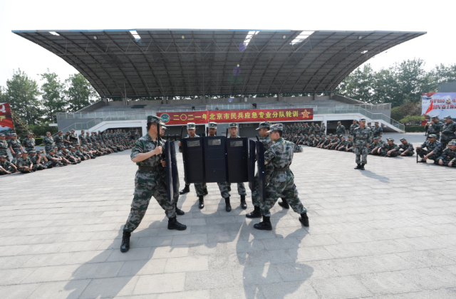 北京卫戍区组织民兵应急专业分队轮训