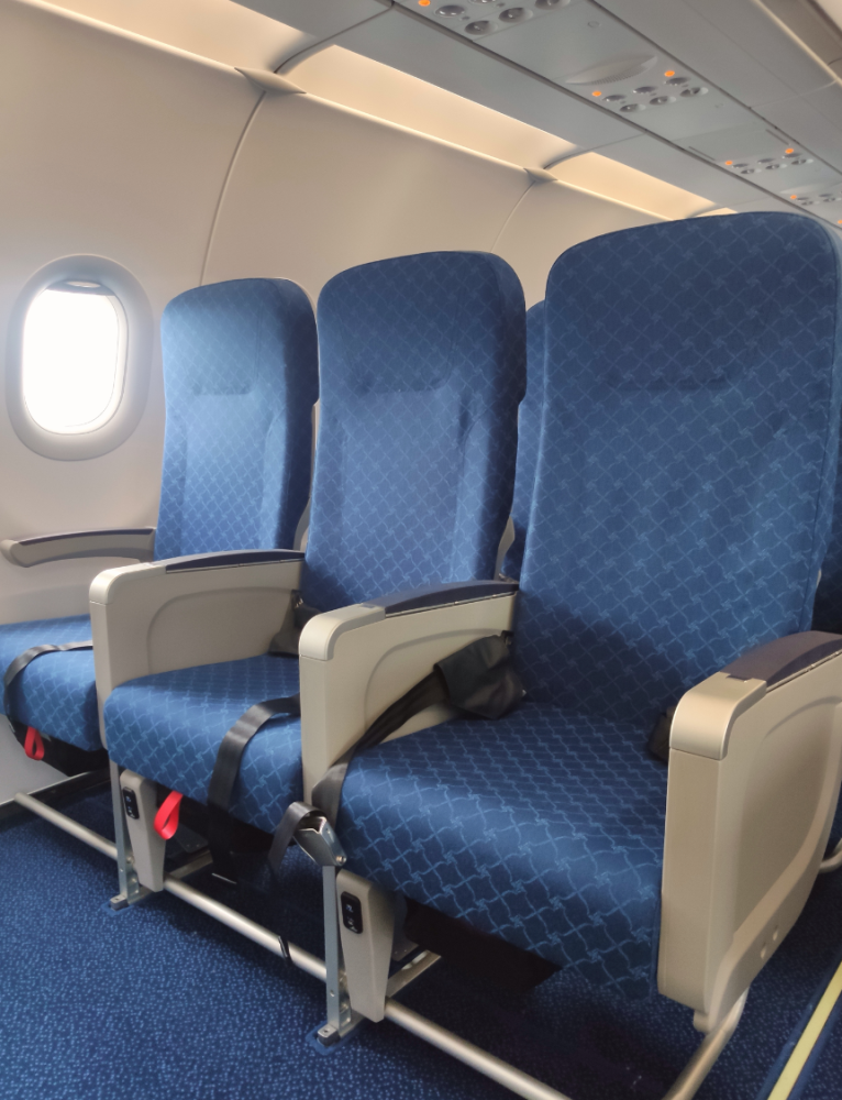 川航接收首架全经济舱飞机 机队规模增至170架