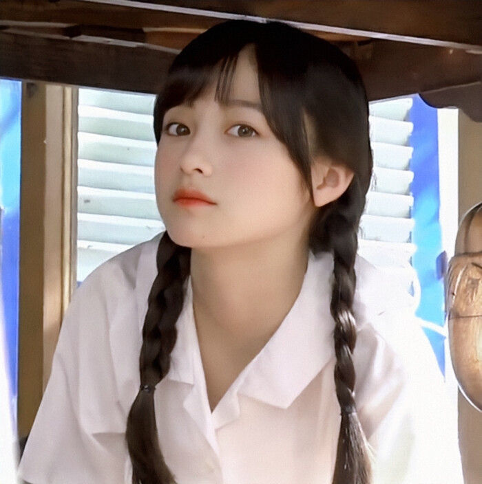 头像捉住一只桥本环奈