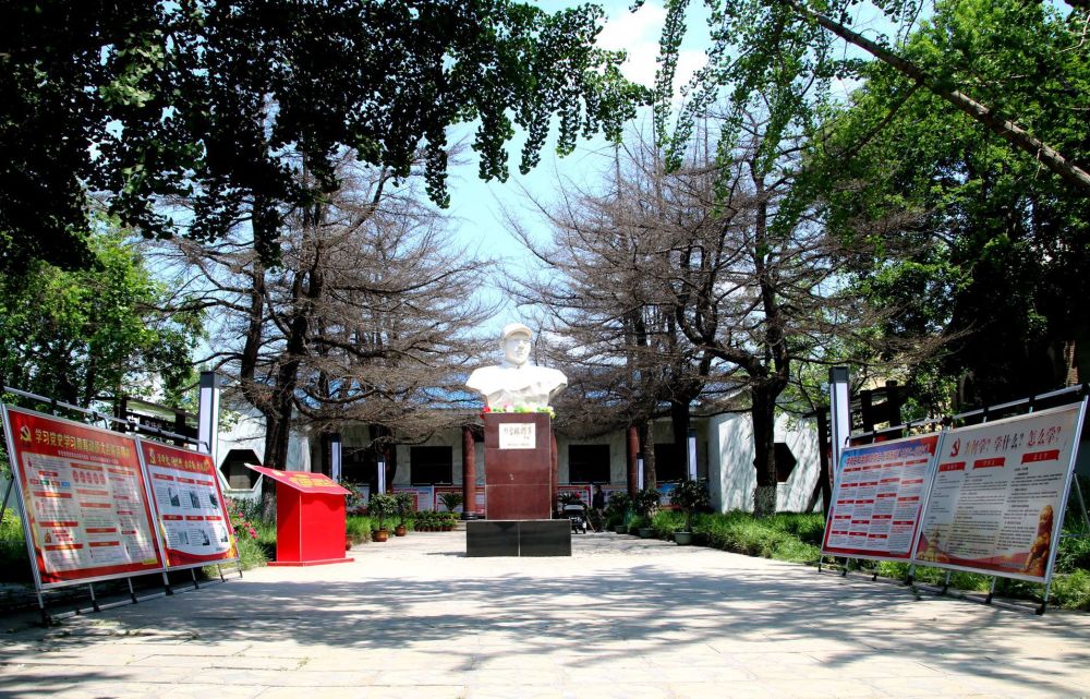 将军血洒八里庄精神泽被新时代