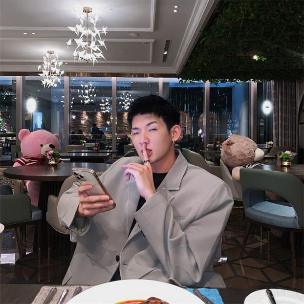 有种直男叫梅尼耶和刘思瑶连麦吐槽脸方网友活该单身