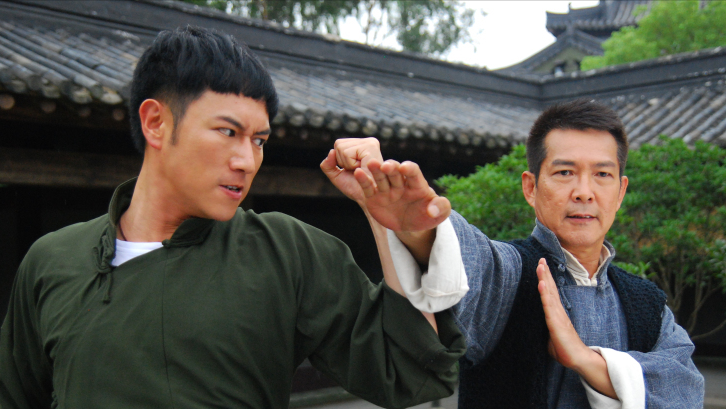 洪家班成员晚年现状曾志伟依旧潇洒元彪却在当红时退圈