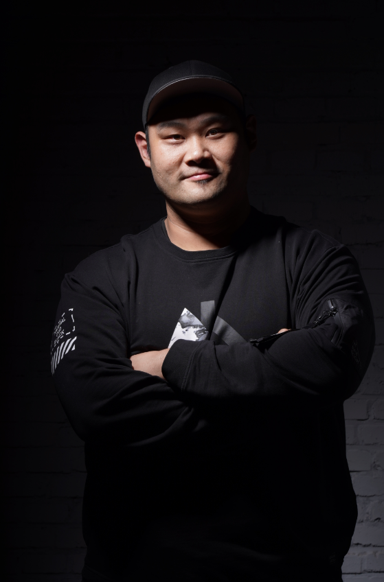 三星堆全球推介艺术家王思博光绘让古蜀文明更加立体