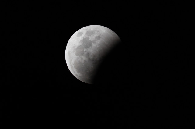 新しいコレクション 夜空 月 画像 夜空 月 画像