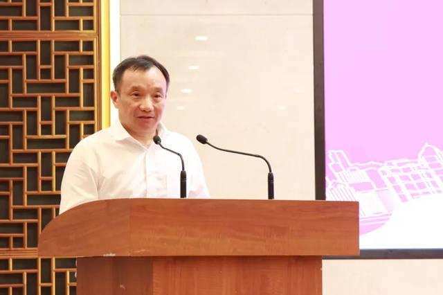 温州商人排行_这个温州商人,卖眼镜起家,身价330亿,却从不接受采访,为啥