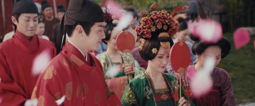 《骊歌行》是高开低走最明显的一部剧,刚开始的10