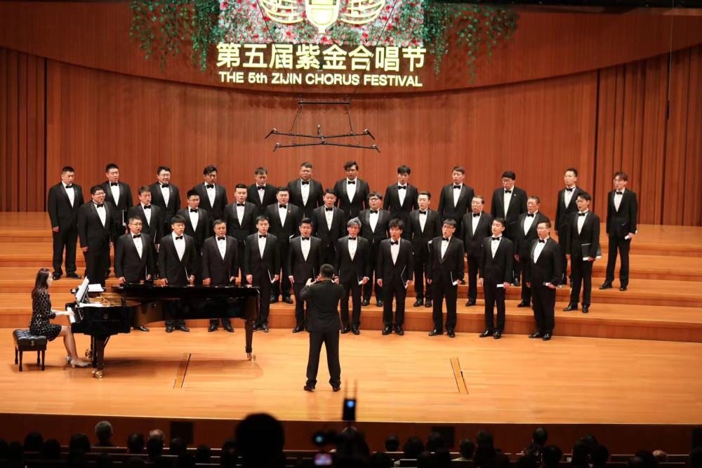 第五届合唱节丨歌声怀念袁隆平院士 爱乐男声合唱团举办专场音乐会 腾讯新闻