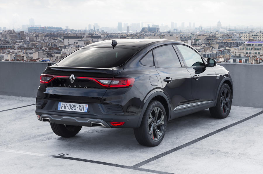 新款雷诺arkana轿跑suv售价25300英镑起于韩国生产