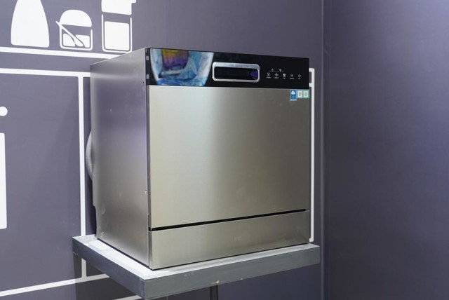 一流技术赋能友嘉洗碗机新品首秀上海厨卫展