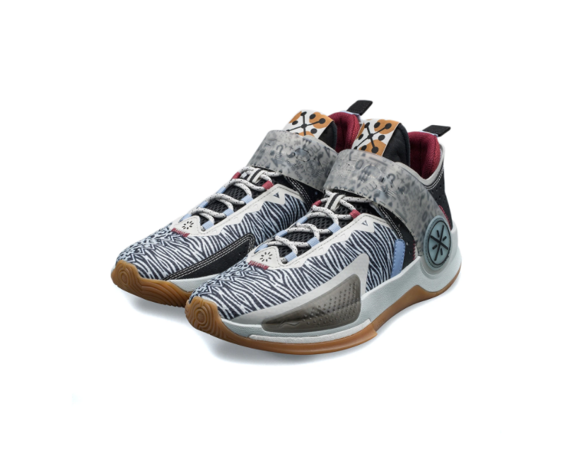 李宁裂变7实战篮球鞋悄然发布最没有牌面的李宁中端篮球鞋