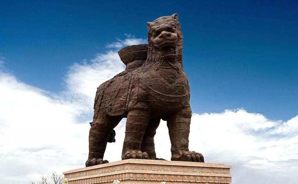 铁狮子虽多,但是最著名的铁狮子,还是老北京铁狮子胡同的铁狮,而且这