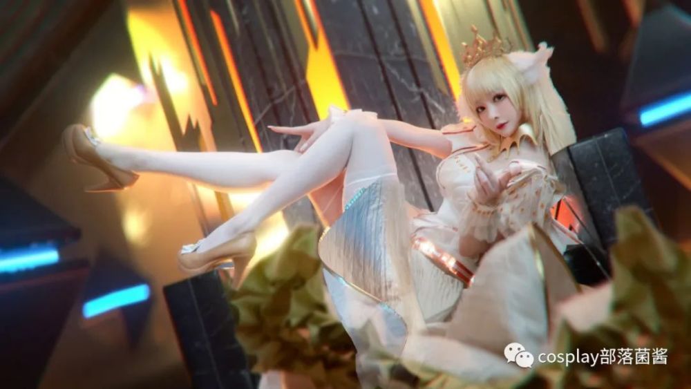 cos机动战姬聚变奥托露娜女王cos正片叉子宝宝