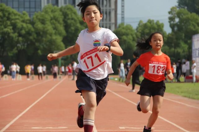 【喜報】南京市瑞金北村小學(南航大附小)代表隊勇奪秦淮區第二屆運動