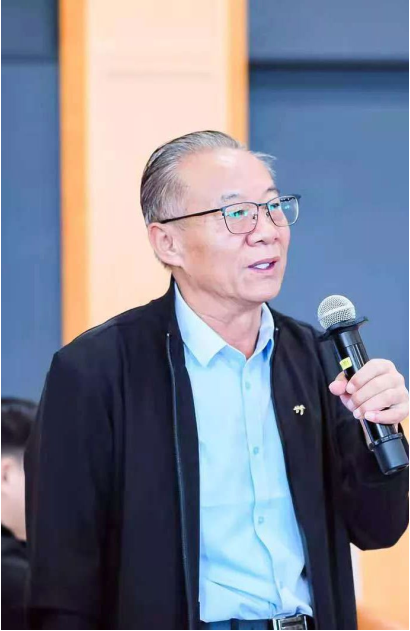 新疆特克斯新伊特饮品有限公司董事长张玉金