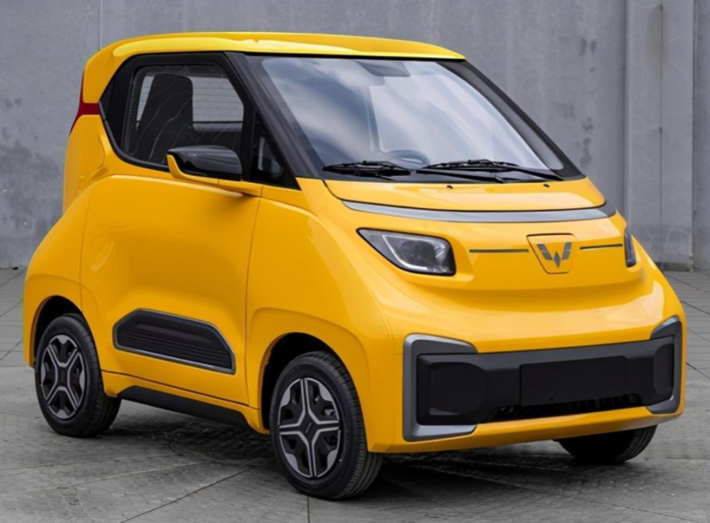 五菱版smart新入门电动车出炉两门两座造型呆萌