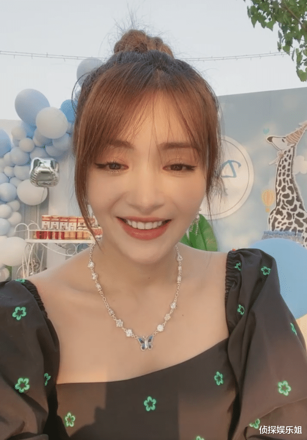 与粉丝互动,怀孕6个月了也一点不娇气,麦迪娜果然算得上是大气孕妈