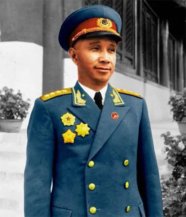 粟裕:进不求名,退不避罪|粟裕|红7军团|中革军委|陈毅