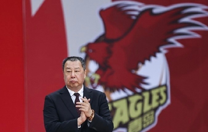邵英伦 三大广东旧将接近续约！CBA劲旅保八争四，辽籍教头收获信任