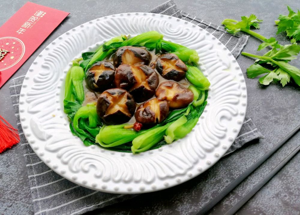 香菇菜心,家常下饭菜,营养健康又美味_腾讯新闻
