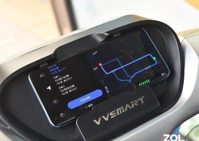 哈啰a80探索版电动车评测 首创超连网车机系统很优秀