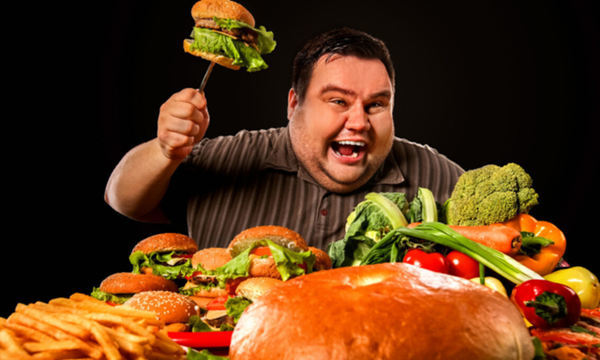 早前,世界卫生组织指出:在全球范围内,肥胖和超重是引起死亡的第五大