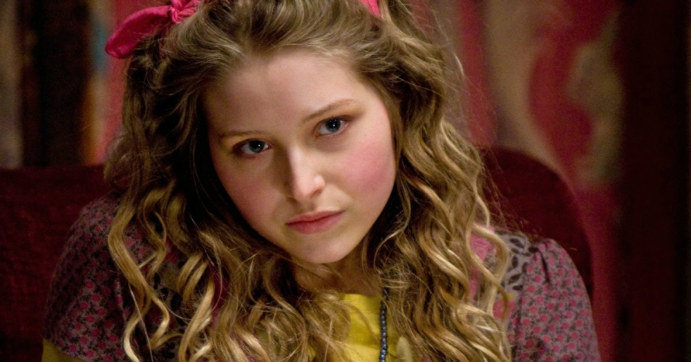 1号:娜塔丽·特纳(唐克斯的扮演者),拉文德·布朗11月份30号:莫丽