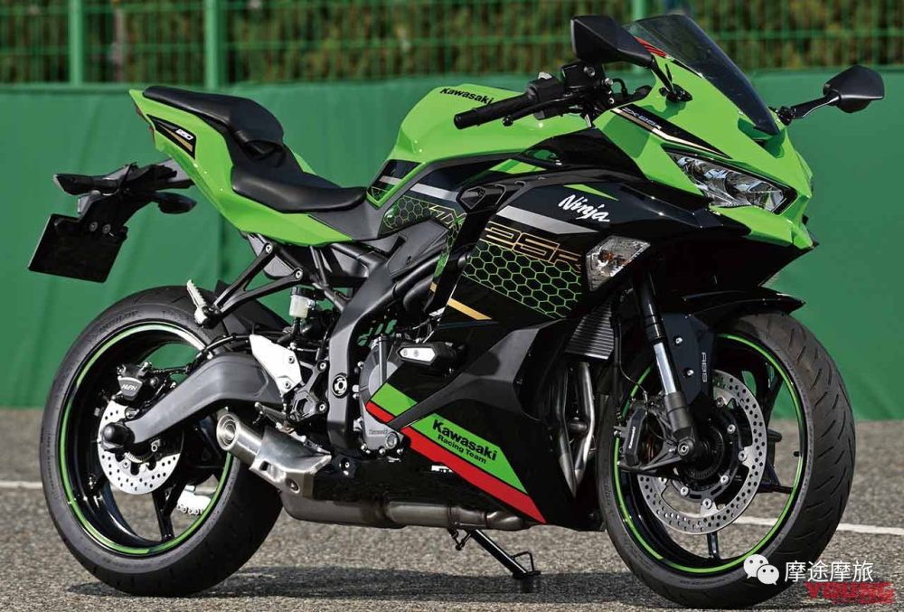 川崎400cc四缸跑车zx4r实锤真要来了