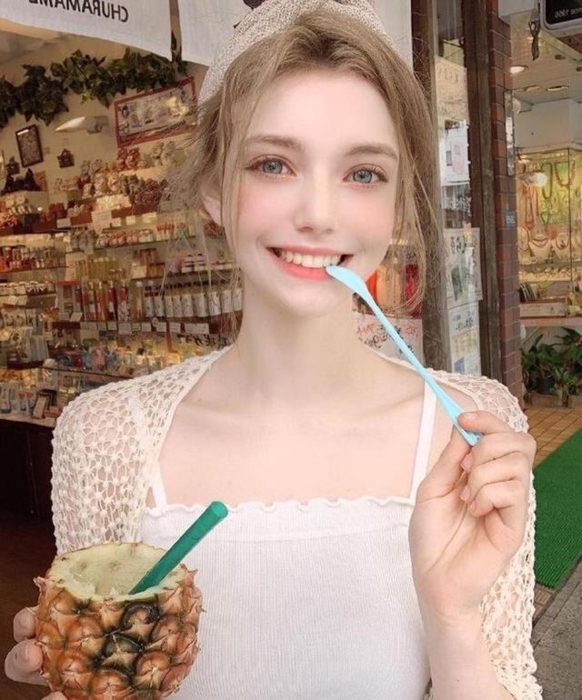 21岁乌克兰超模,神仙颜值,火辣的魔鬼身材,这种女孩谁不喜欢?