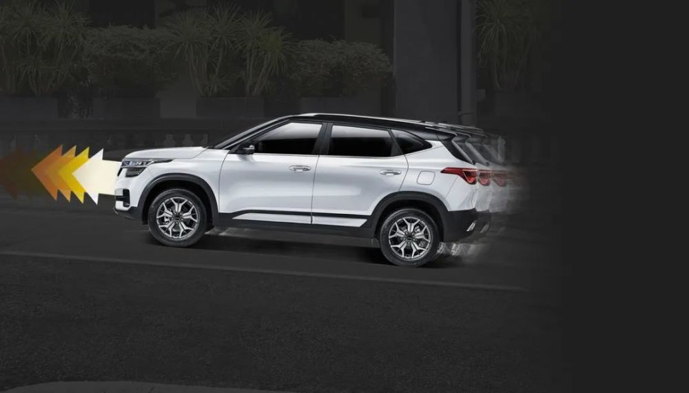 2021款起亚kx3傲跑上市售价10881368万元