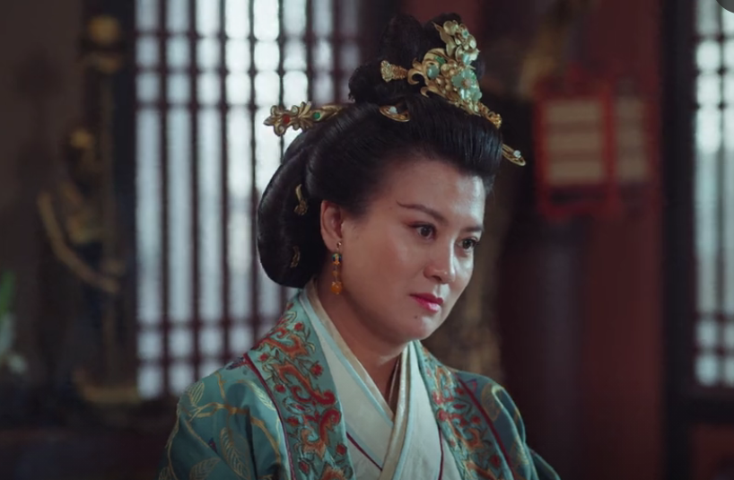 西平公主的扮演者正是李幼斌老师的妻子史兰芽,早在16岁的时候史兰芽