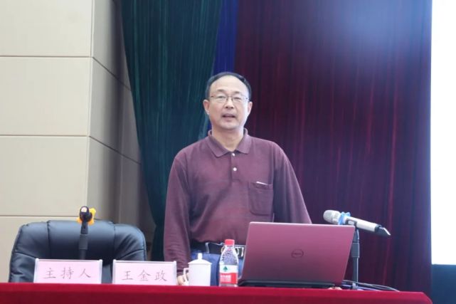 霍学喜,西北农林科技大学园艺学院长马锋旺,山东省果树研究所王金政