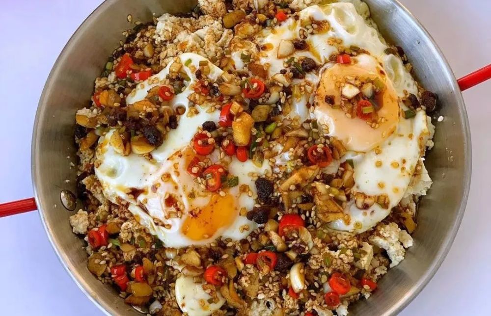 5分钟就上桌的网红拌饭快手零难度一碗酱汁就搞定吃完居然不长胖