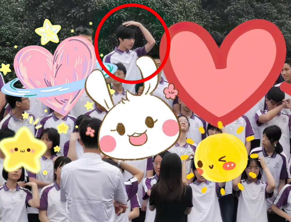 刘耀文公开毕业照,身高在同学中格外耀眼,素颜比精修惊艳_腾讯新闻