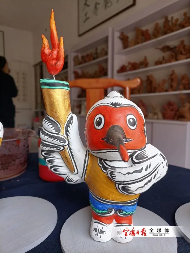 快来瞧一组可爱的十四运吉祥物泥塑作品来了