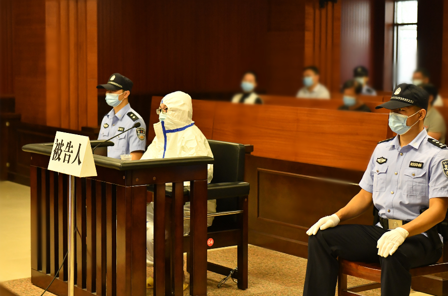 当庭宣判!广西藤县原县委副书记,县长覃仕平受贿900多万元,获刑10年