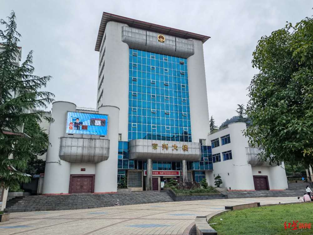 副鄉長幫完成煙草收購任務反被起訴判刑 數百村民請願