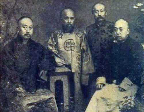 过南京江南水师学堂督办,是民国文豪鲁迅的老师,俞明震长子俞大纯曾