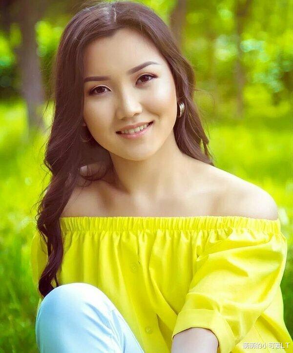 吉尔吉斯斯坦女孩