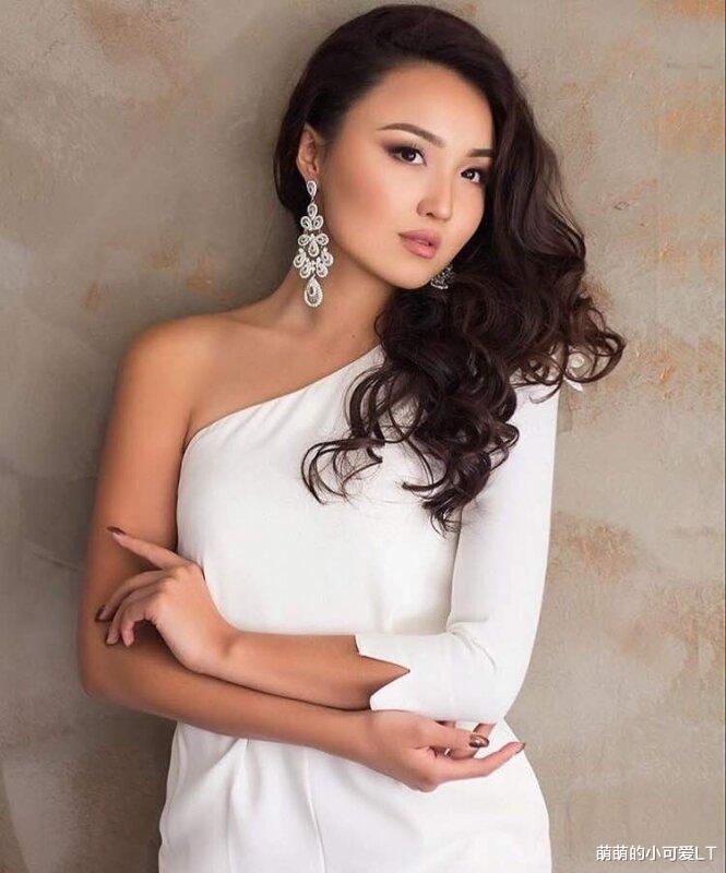 吉尔吉斯斯坦女孩