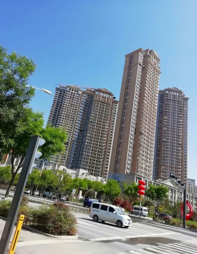 39层!西安浐灞第1高楼,刷新了区域建筑新高度!