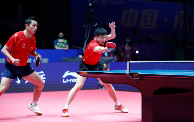 连轰2个3-0！国乒龙蟒胖头会师男双决赛，刘国梁得到了想要的结果_腾讯新闻