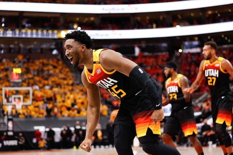 nba NBA西部最新走势！3组1-1太激烈，湖人被看好，快船失算了
