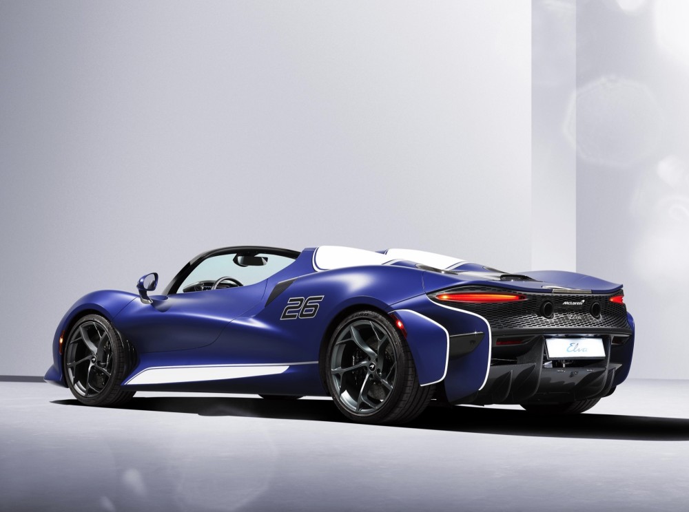 又一英式跑车,配4.0升v8双涡轮发动机,2.8秒可破百,限量149台