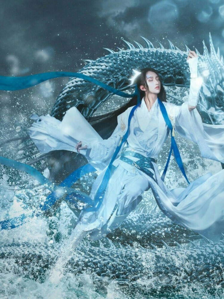 古风真人男生头像月有微黄篱无影挂牵牛数朵青花小秋太淡添红枣