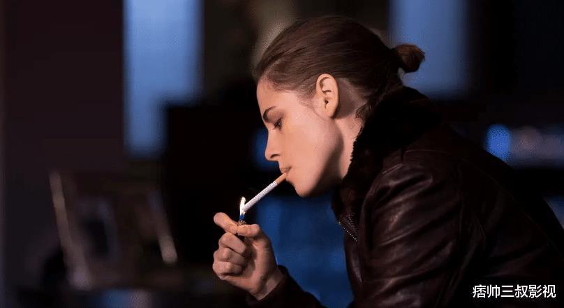 剧情不够克里斯汀斯图尔特用身材来凑