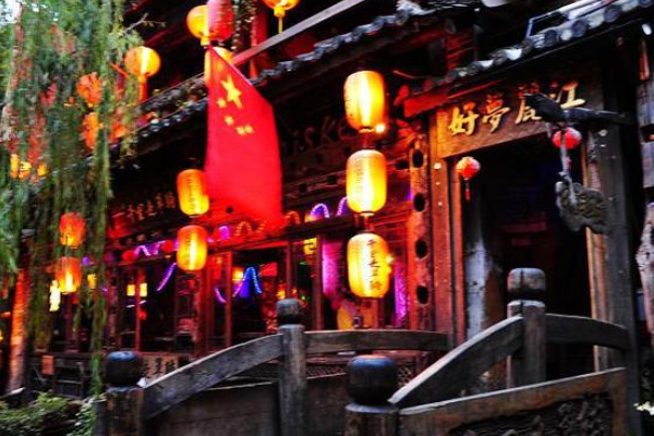 丽江酒吧排行_又到周末,丽江古城民谣音乐现场与你相约,不见不散!