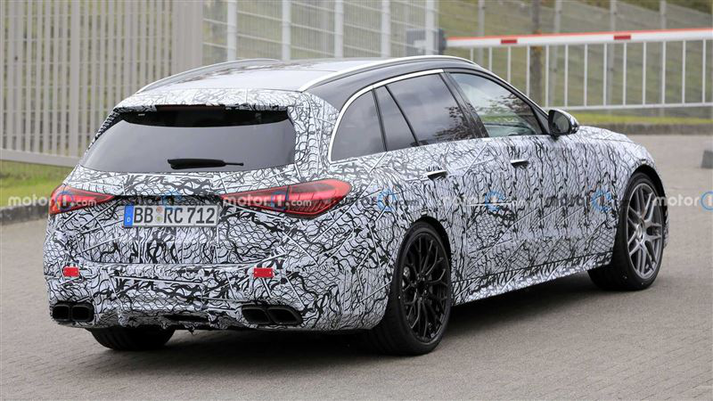 排气量缩水 性能却变更强 奔驰c63旅行车前往纽柏林测试 腾讯新闻