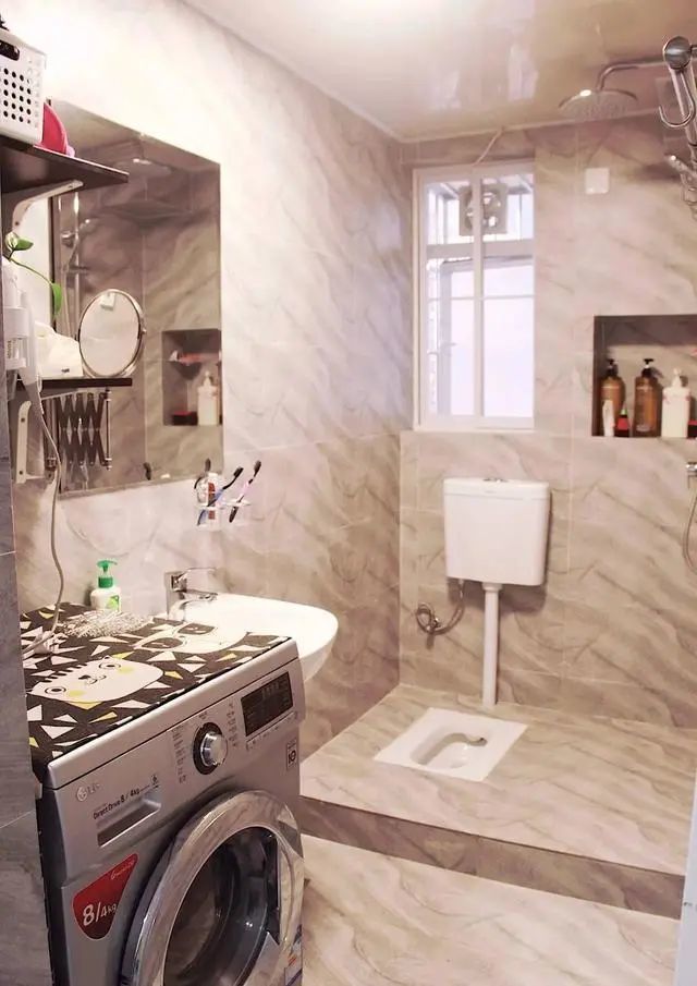 谁说卫生间一定要装马桶蹲坑也挺香